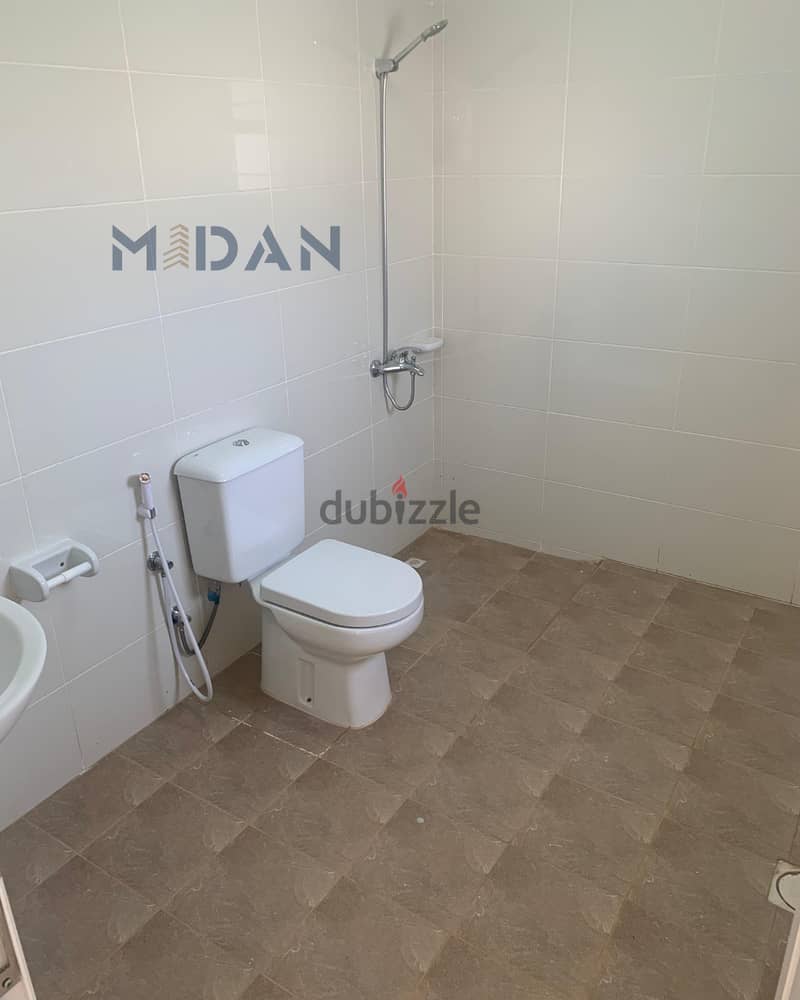 فيلا واسعة 5 غرف نوم - السيب — 11