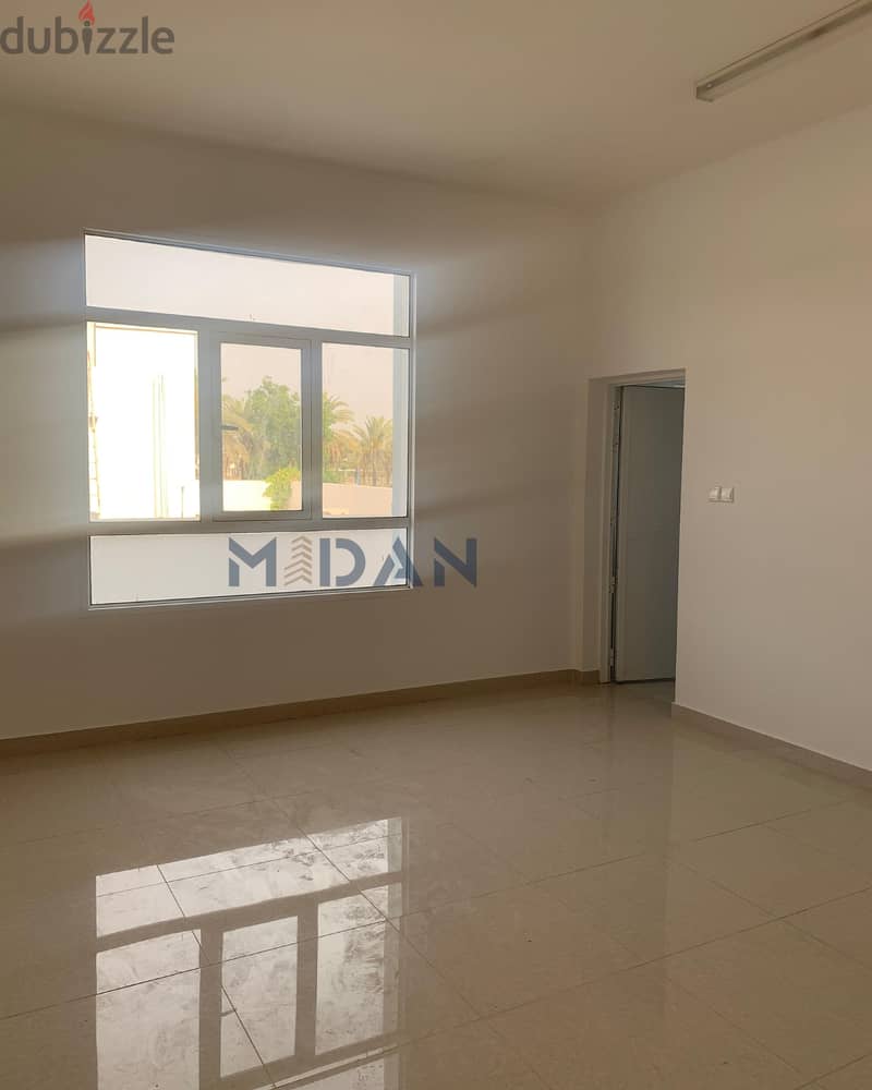 فيلا واسعة 5 غرف نوم - السيب — 8